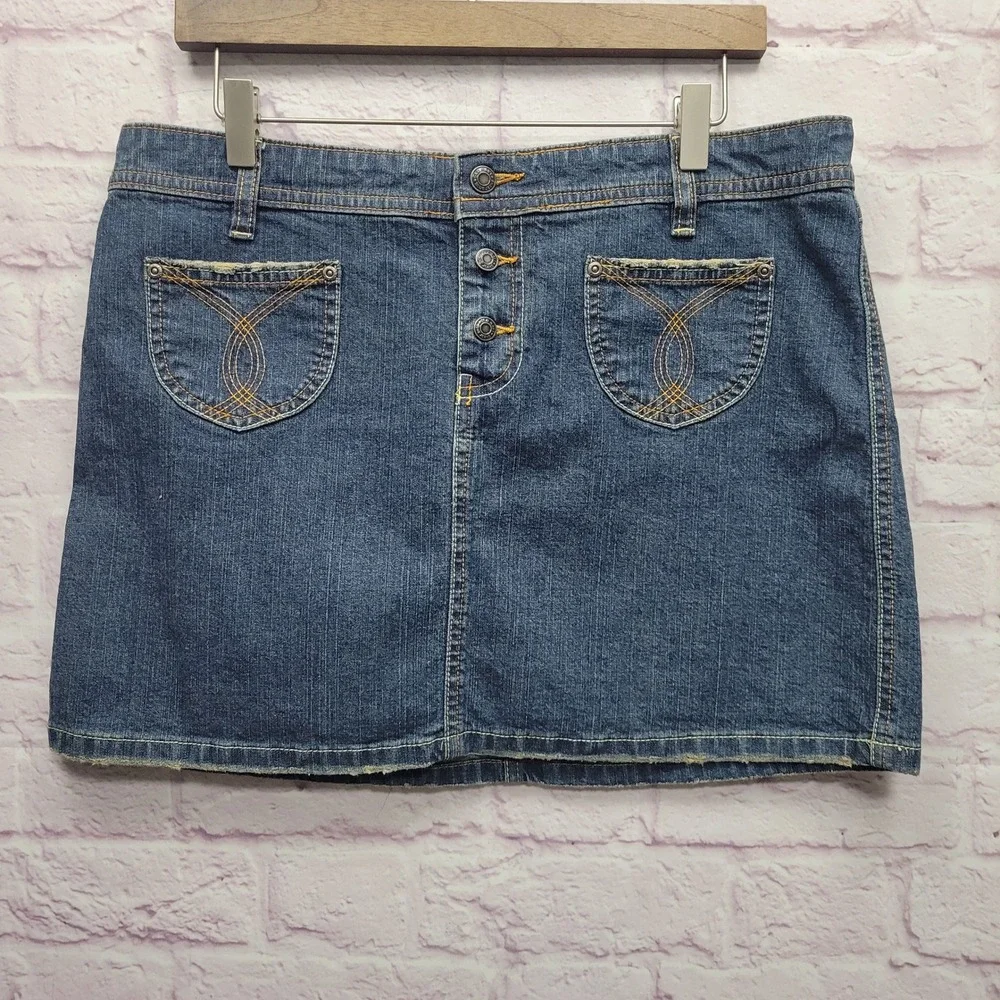 Y2K Old‎ Navy Ultra Low Waist Stretch Denim Mini Skirt Sz 10 Grunge Streetwear